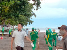 GOTONG ROYONG PEMBERSIHAN PANTAI AREA HOTEL MENTARI DESA KALIBUKBUK