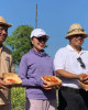 PJ GUBERNUR BALI MAHENDRA JAYA PANEN CABAI, TERONG, DAN IKAN NILA DI EKS HUTAN KOTA BANYUASRI